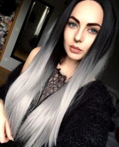 modelo cabello negro con gris plata